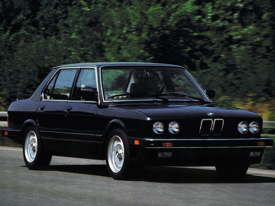  BMW 5-Series 1982 года  (US) (фото 3 из 3)